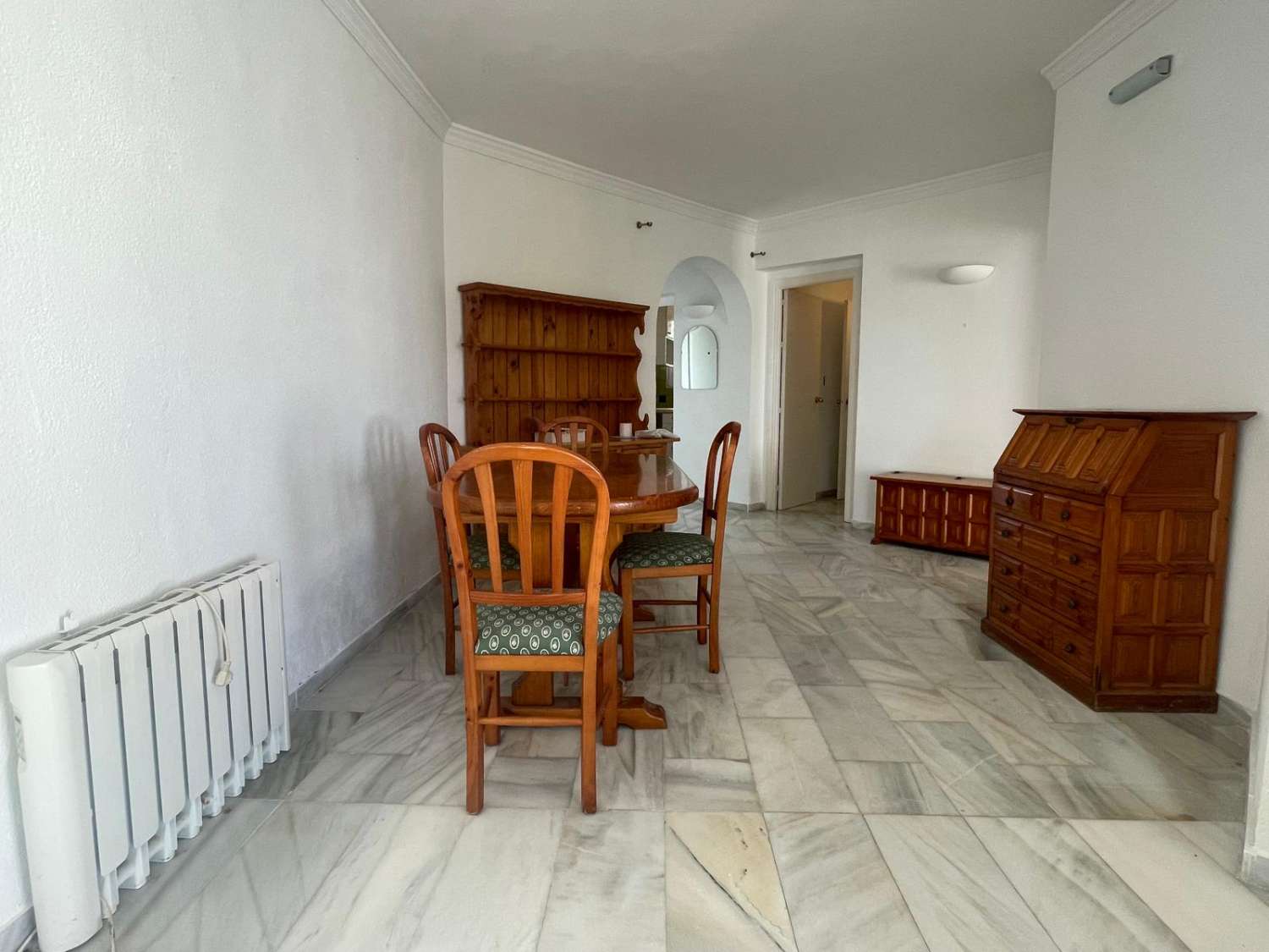 Charmante 2-Schlafzimmer-Wohnung in Sitio de Calahonda