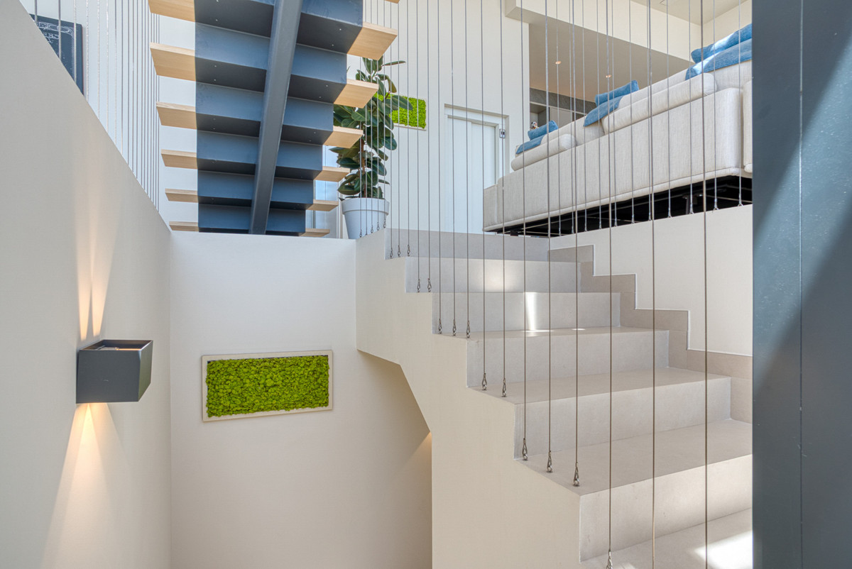 Exklusive Designervilla mit Meerblick in Altos de Los Monteros, Marbella