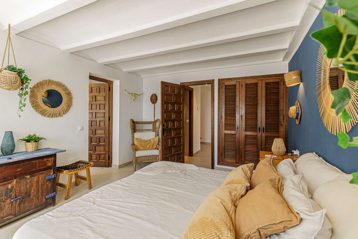 Exklusive Strandvilla mit direktem Meerzugang in Bahía Dorada, Estepona